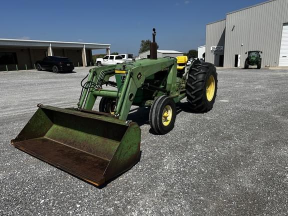 Image of John Deere 2640 Primary image