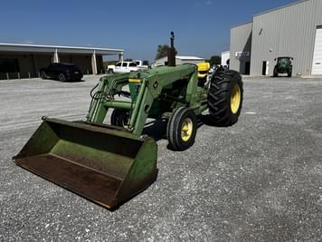 Main image John Deere 2640