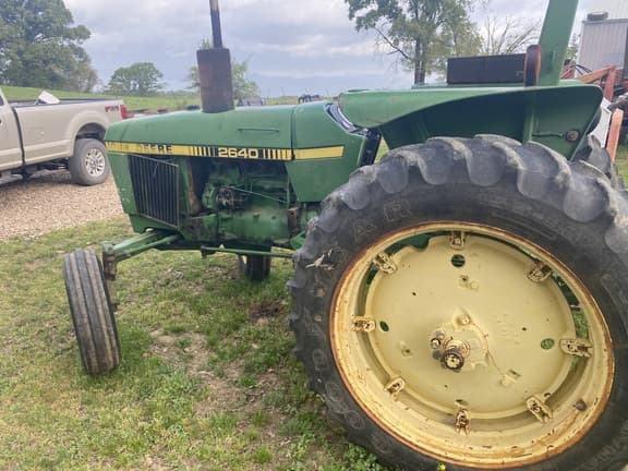 Image of John Deere 2640 equipment image 1
