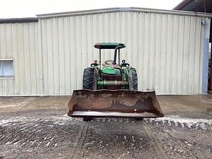 Main image John Deere 2940 4