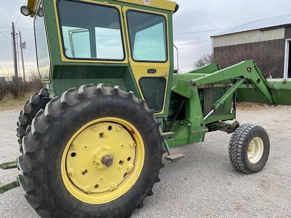 Image of John Deere 2940 equipment image 4