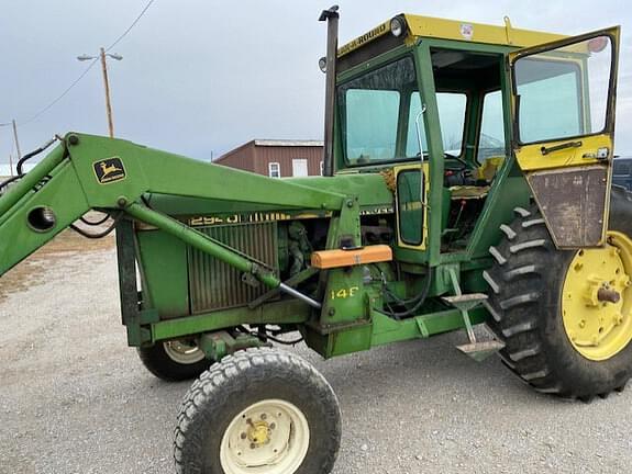 Image of John Deere 2940 Primary image