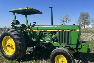 Main image John Deere 2940