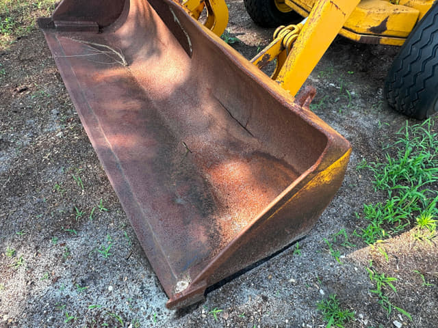 Image of John Deere 310A equipment image 4