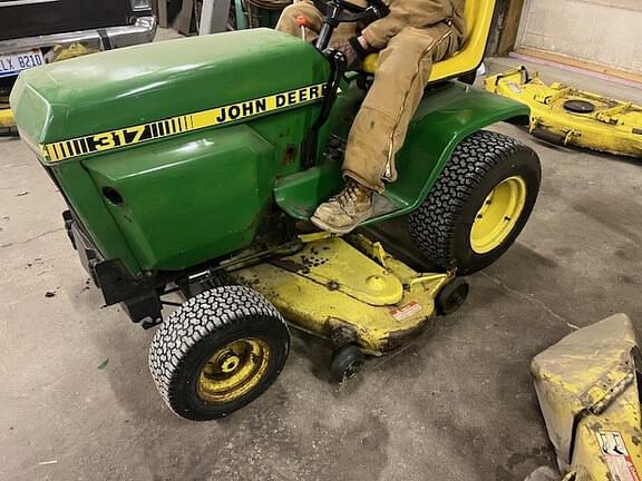Image of John Deere 317 Image 1