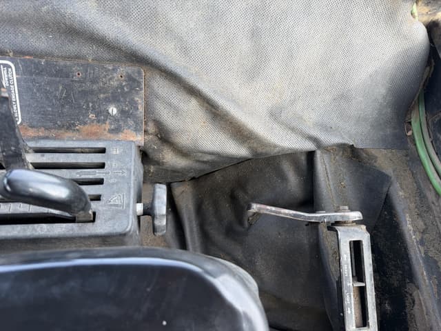 Image of John Deere 4040 equipment image 3