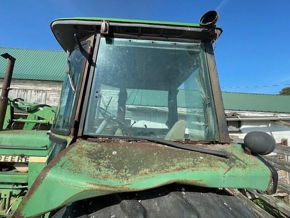 Image of John Deere 4040 equipment image 4