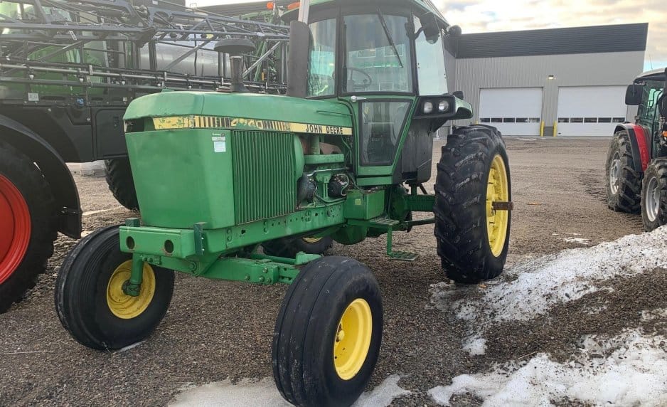 1981 John Deere 4240 Equipment Image0