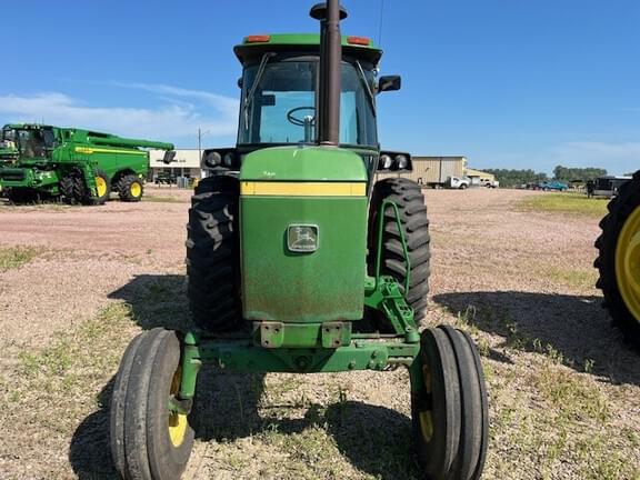 Image of John Deere 4440 equipment image 2