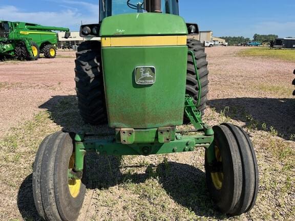 Image of John Deere 4440 equipment image 1