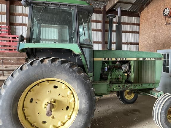 Image of John Deere 4440 equipment image 1