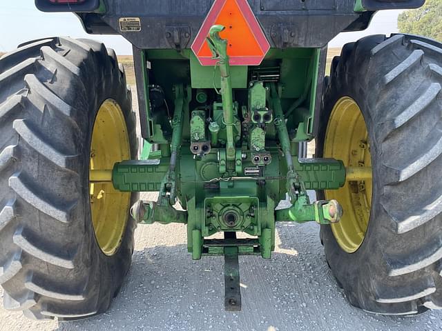 Image of John Deere 4440 equipment image 3