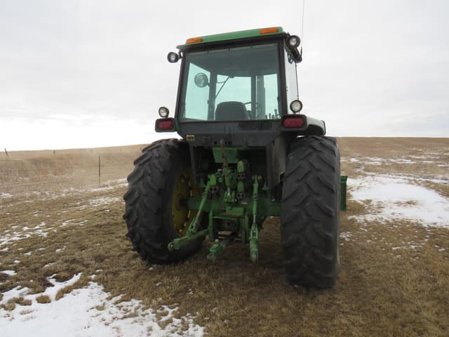 Image of John Deere 4440 equipment image 4