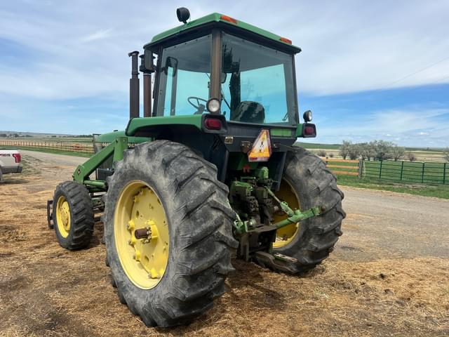 Image of John Deere 4440 equipment image 2