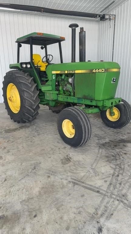 Image of John Deere 4440 Primary image