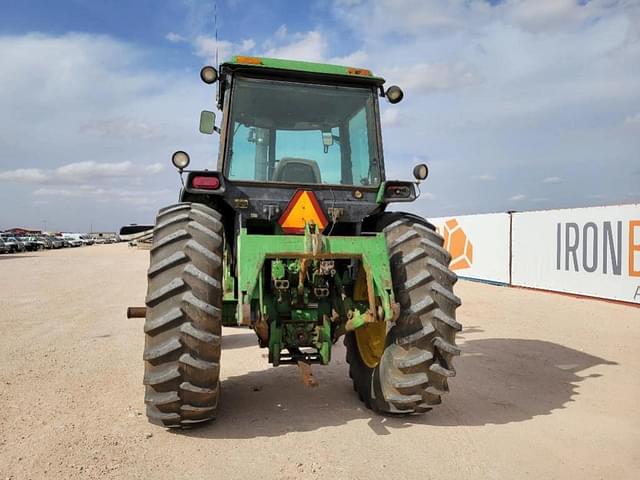 Image of John Deere 4440 equipment image 3