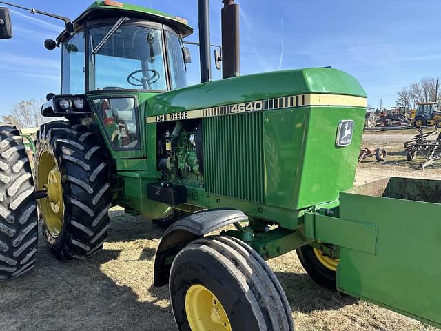 Image of John Deere 4640 equipment image 2