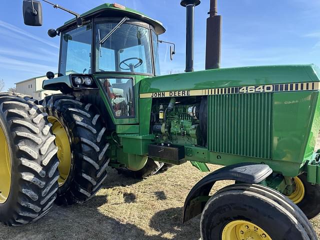 Image of John Deere 4640 equipment image 1