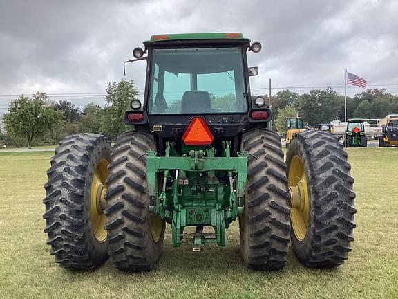 Image of John Deere 4640 equipment image 4