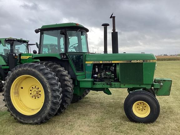 Image of John Deere 4640 equipment image 3