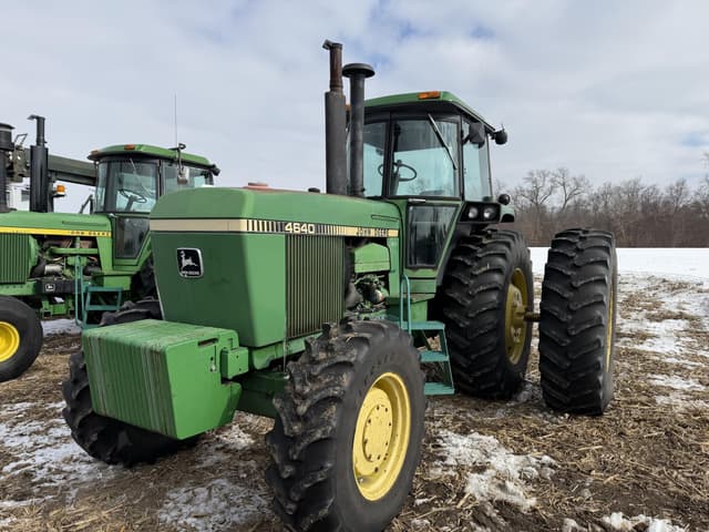 Image of John Deere 4640 equipment image 1