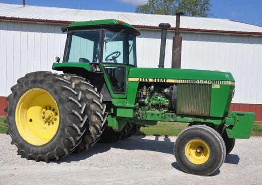 Image of John Deere 4640 Primary image