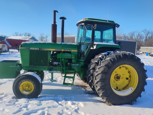 Image of John Deere 4640 equipment image 1