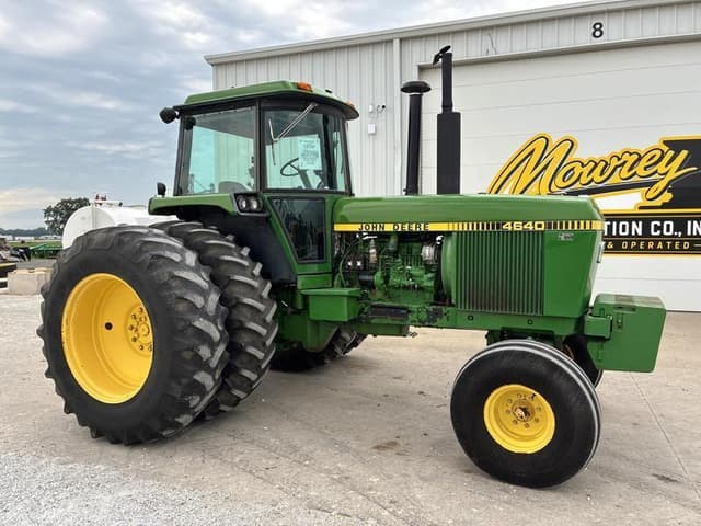 Image of John Deere 4640 equipment image 2