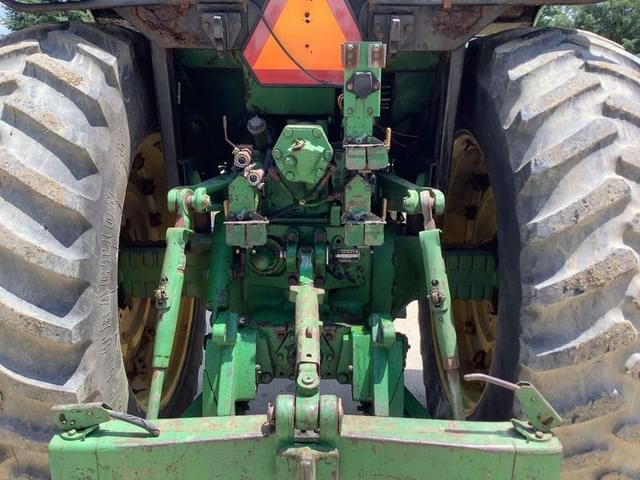 Image of John Deere 4640 equipment image 3