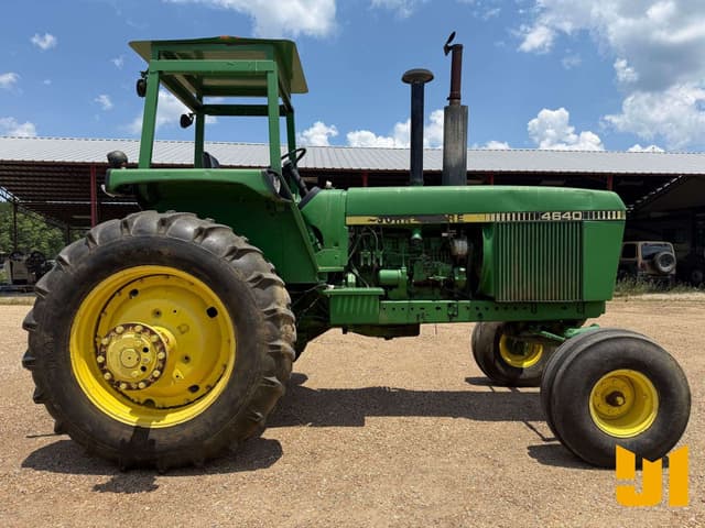 Image of John Deere 4640 equipment image 3