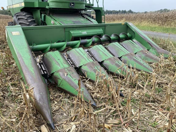 Main image John Deere 643