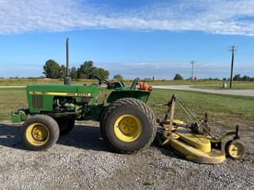 Main image John Deere 750