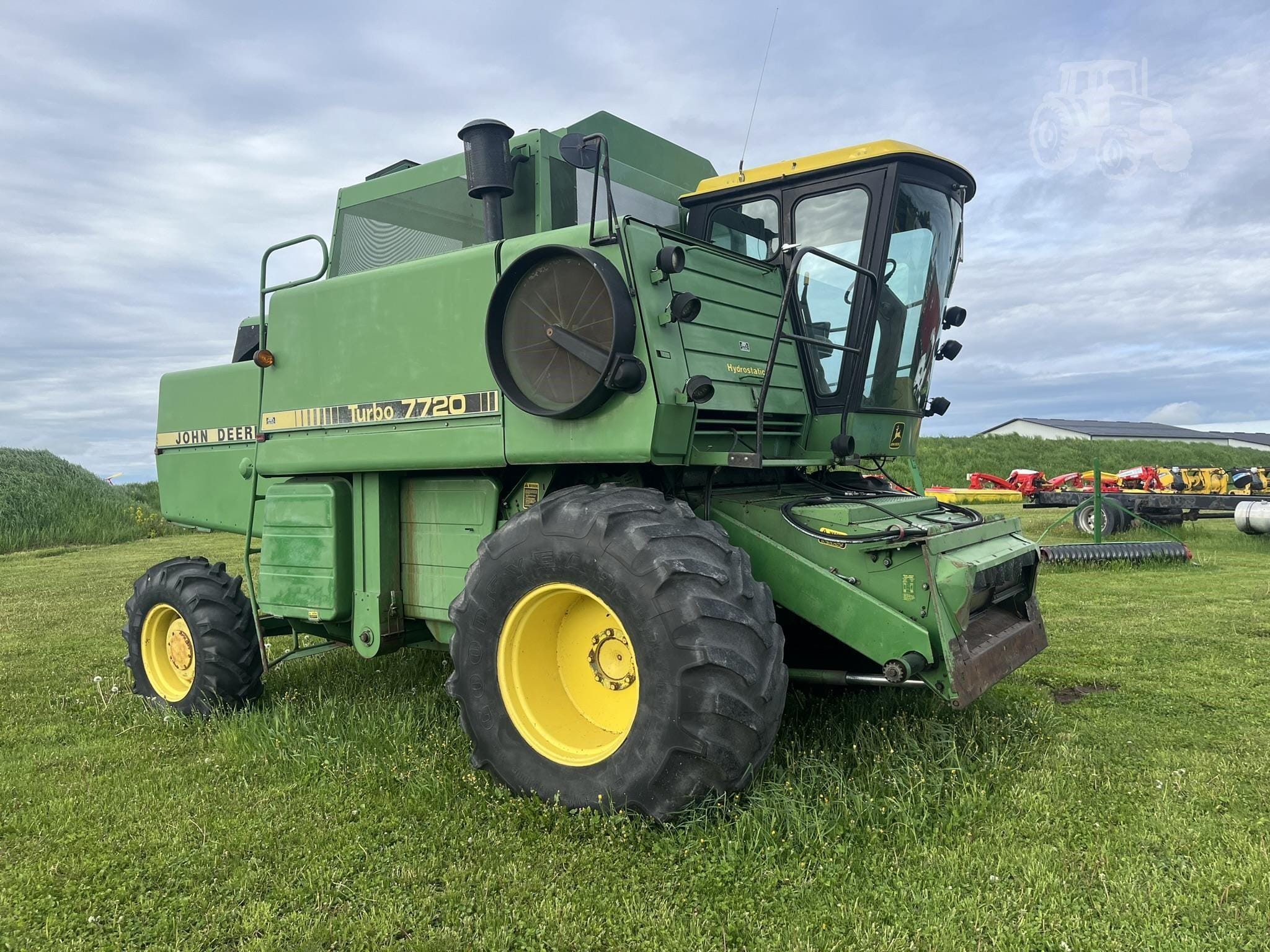 1981 John Deere Turbo 7720 Equipment Image0