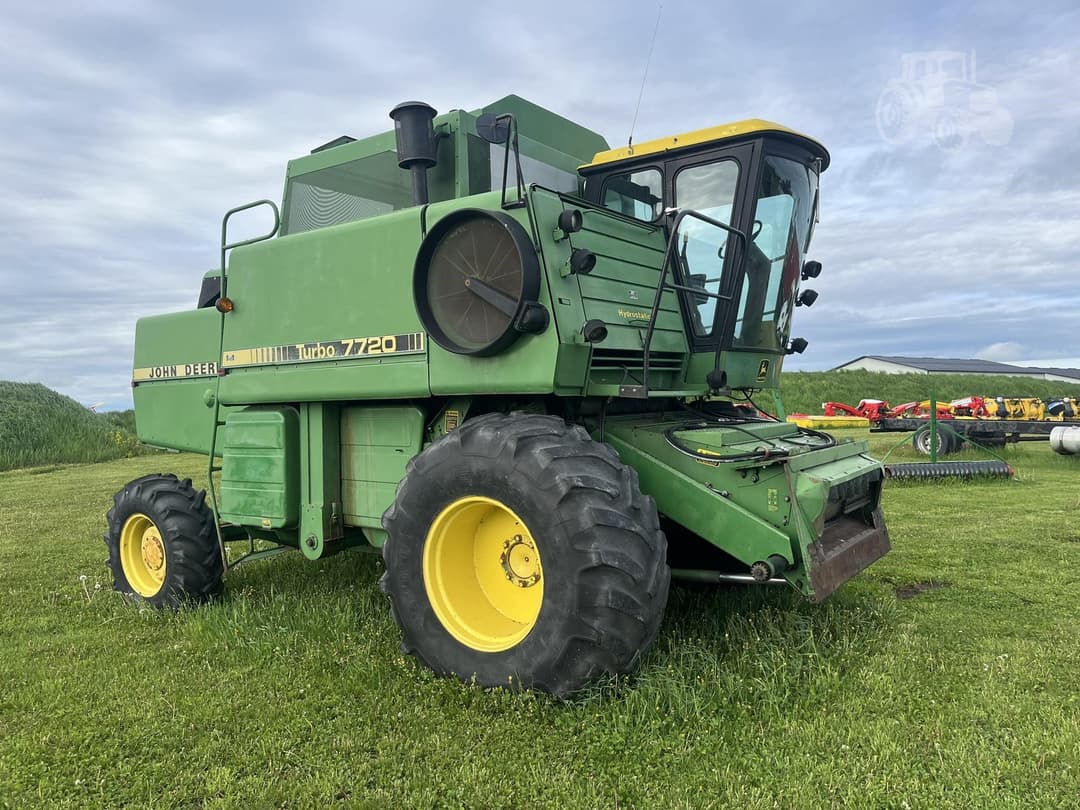 Image of John Deere Turbo 7720 Primary image