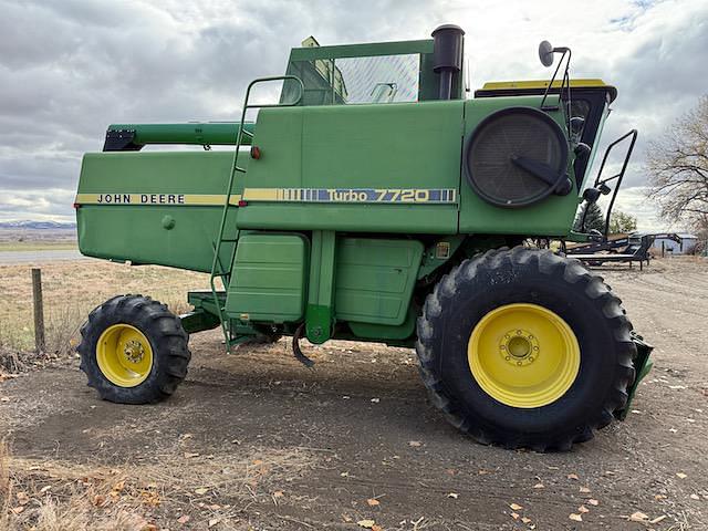 Image of John Deere 7720 equipment image 3