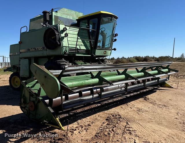 Image of John Deere 7720 equipment image 2