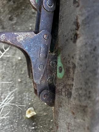 Image of John Deere 843 equipment image 4