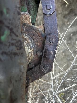 Image of John Deere 843 equipment image 3