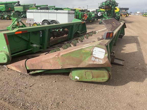 Image of John Deere 843 equipment image 3