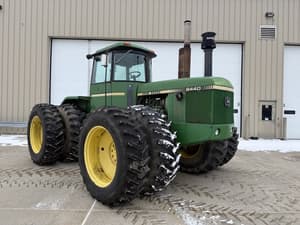 1981 John Deere 8440 Image