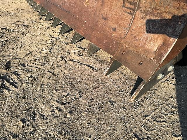 Image of John Deere 8640 equipment image 2