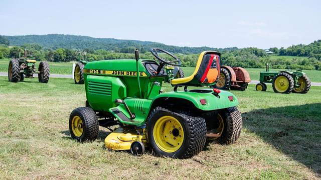 Image of John Deere 214 equipment image 3