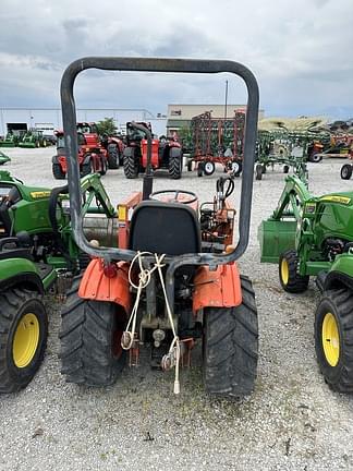 Main image Kubota B7100 3