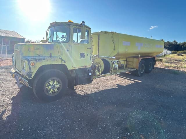 Image of Mack DM492S equipment image 1