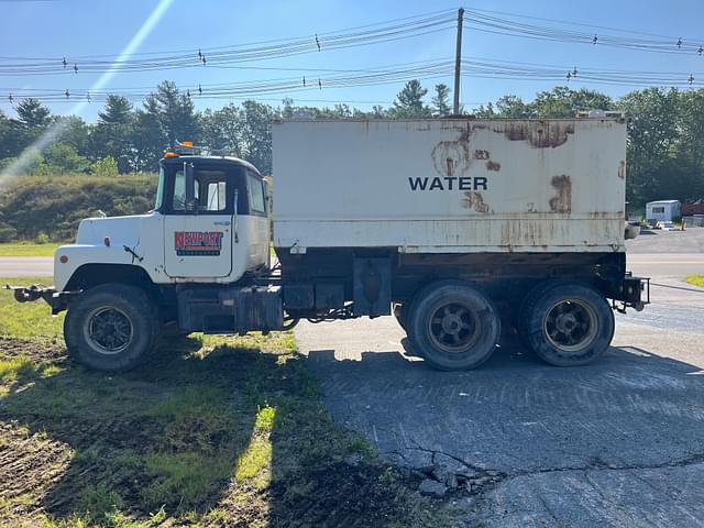 Image of Mack DM686SX equipment image 1