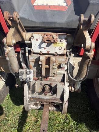 Image of Massey Ferguson 2675 equipment image 4