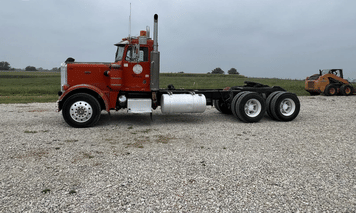 Main image Peterbilt 359