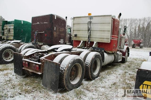 Image of Peterbilt 379 equipment image 2