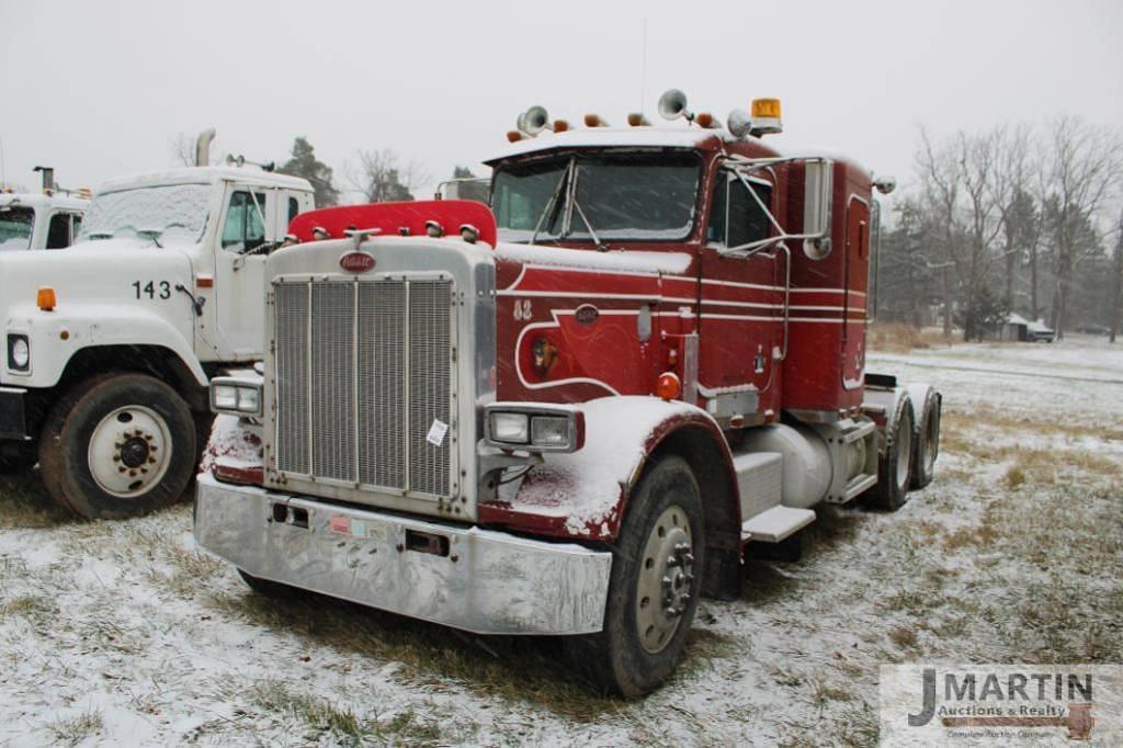 Image of Peterbilt 379 Primary image