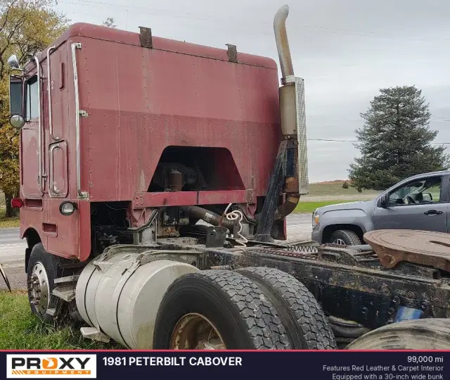 Image of Peterbilt Undetermined equipment image 2